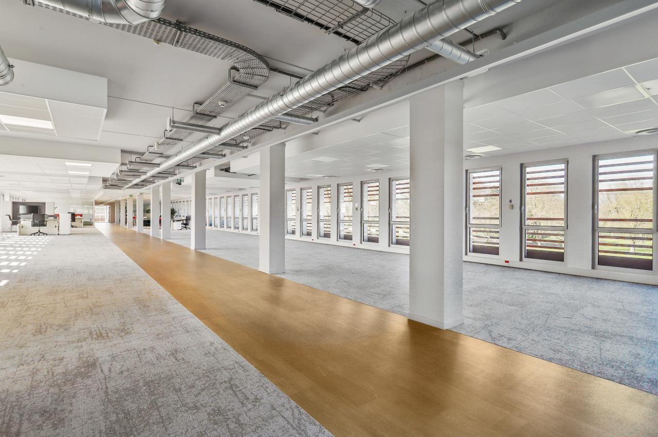 Bureau Villeneuve-d'Ascq 7896m² Location bureau Villeneuve-d'Ascq Nord OLBUR2120075 9